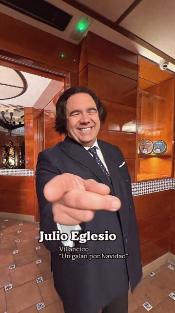 El espíritu de la Navidad existe y es este villancico. Porque un galán cantando sobre otro galán al ritmo navideño es pura magia. Etiqueta a la persona con la que quieres disfrutar de El Galán mientras escuchas este temazo.