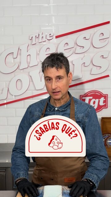 Después de este tip, vas a salvar tu queso del moho y eso debería contar como buena acción del día.