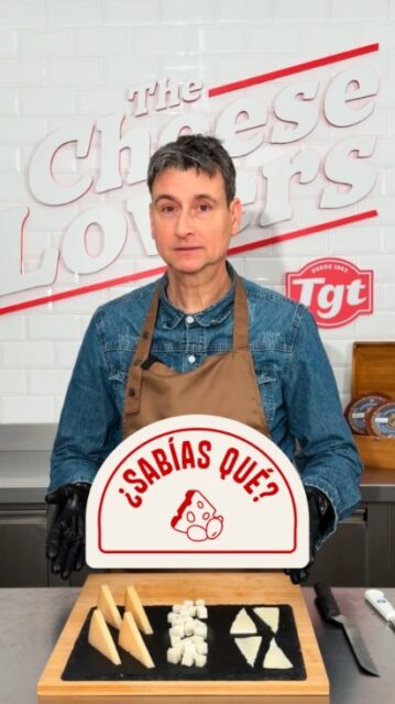 Un día cortas los quesos sieeeempre igual y al otro descubres este video (y buscas cualquier excusa para montar una tabla) 👆